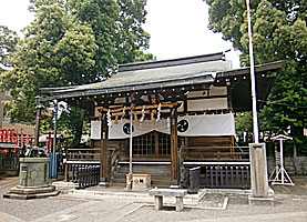 成宗須賀神社拝殿左より