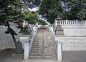 大泉氷川神社石段