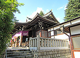 尾久八幡神社拝殿左側面