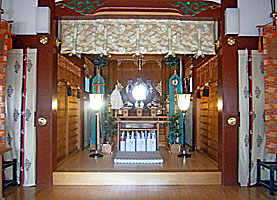 女塚神社拝殿内部
