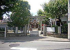 女塚神社社頭
