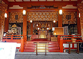 鮫洲八幡神社拝殿内部