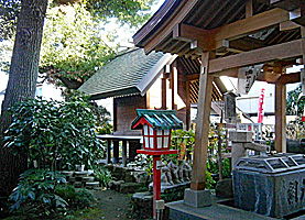 大島佐竹神社社殿右背面