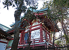 瀬田玉川神社本殿左背面