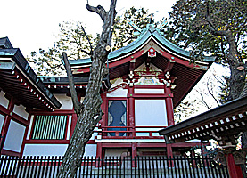 瀬田玉川神社本殿左側面