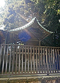 清水稲荷神社本殿左側面