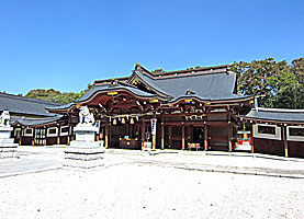 立川諏訪神社拝殿遠景左より