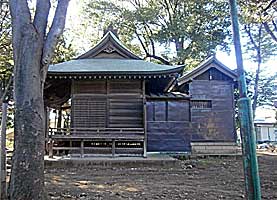 田柄愛宕神社社殿全景左側面