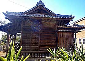田柄天祖神社社殿左側面