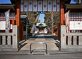 立石熊野神社神門入口