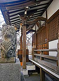 立石諏訪神社拝殿向拝左側面