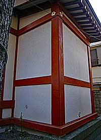 立石梅田稲荷神社本殿左背面