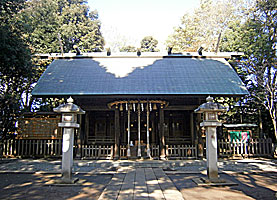 東新町氷川神社拝殿正面