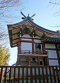 鶴間熊野神社本殿右側面