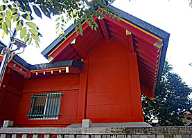 矢口東八幡神社本殿左側面