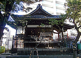 矢口氷川神社社殿右側面
