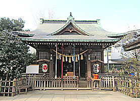大和町八幡神社拝殿正面