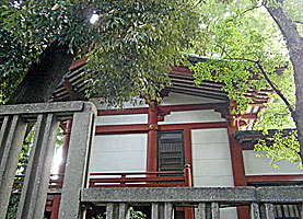 雪ヶ谷八幡神社本殿右側面