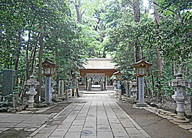駒木諏訪神社随神門遠景