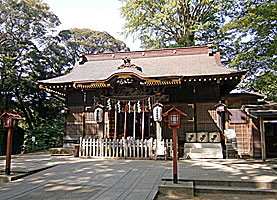 佐倉麻賀多神社拝殿左より