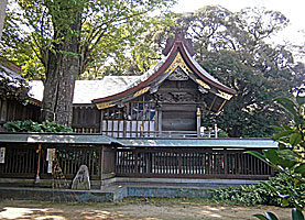 佐倉麻賀多神社本殿左側面