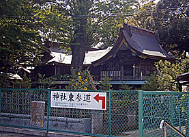 佐倉麻賀多神社社殿左後方より