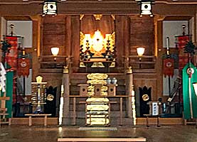 足羽神社拝殿内部