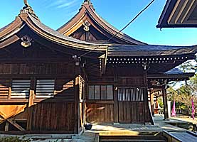 藤嶋神社拝殿右側面