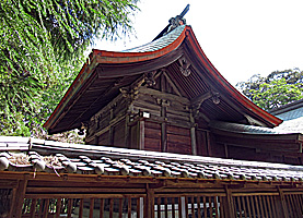 筑紫神社本殿右背面