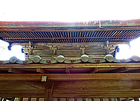 筑紫神社本殿背面