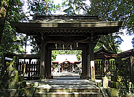 筑紫神社神門正面