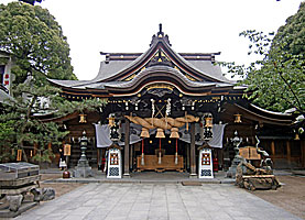 櫛田神社拝殿遠景