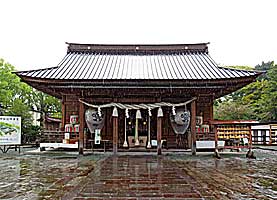 柳川三柱神社拝殿正面