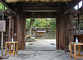 志賀海神社神門入口