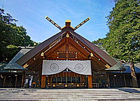 北海道神宮拝殿正面