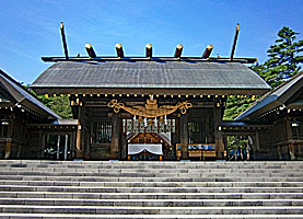 北海道神宮神門正面
