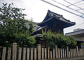 姫路十二所神社本殿遠景左背面