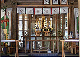 安志加茂神社拝殿内部