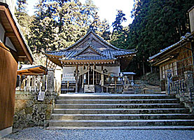 安志加茂神社拝殿遠景