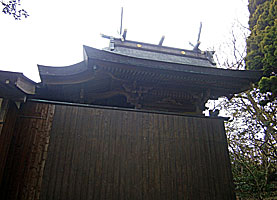三対山石屋神社本殿左側面