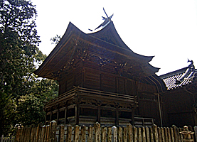 福崎熊野神社本殿右背面