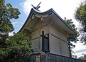 東向八幡船寺神社本殿左背面
