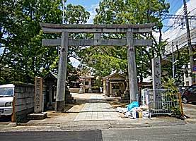 東向八幡船寺神社参道入口
