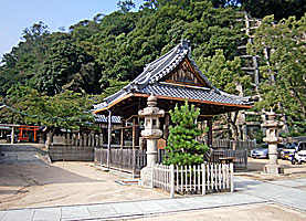 平野祇園神社拝殿遠景右より