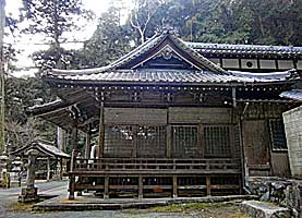 林田祝田神社拝殿左側面