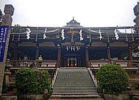 日岡神社外拝殿正面