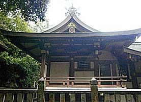 日岡神社本殿右側面