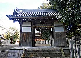 平野八幡神社神門正面