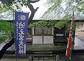 板宿八幡神社本殿背面