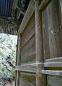 神吉八幡神社本殿右背面